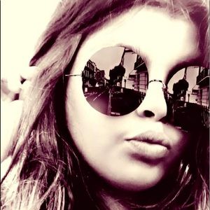 Meet your Posher, Keyara